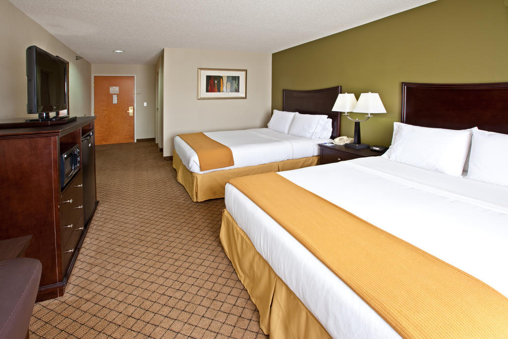 Holiday Inn Express Hotel & Suites Harrison Buitenkant foto