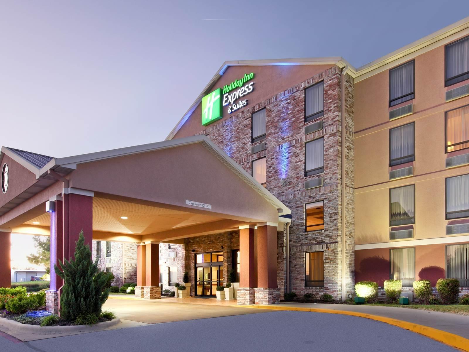 Holiday Inn Express Hotel & Suites Harrison Buitenkant foto