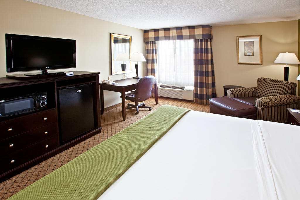 Holiday Inn Express Hotel & Suites Harrison Buitenkant foto