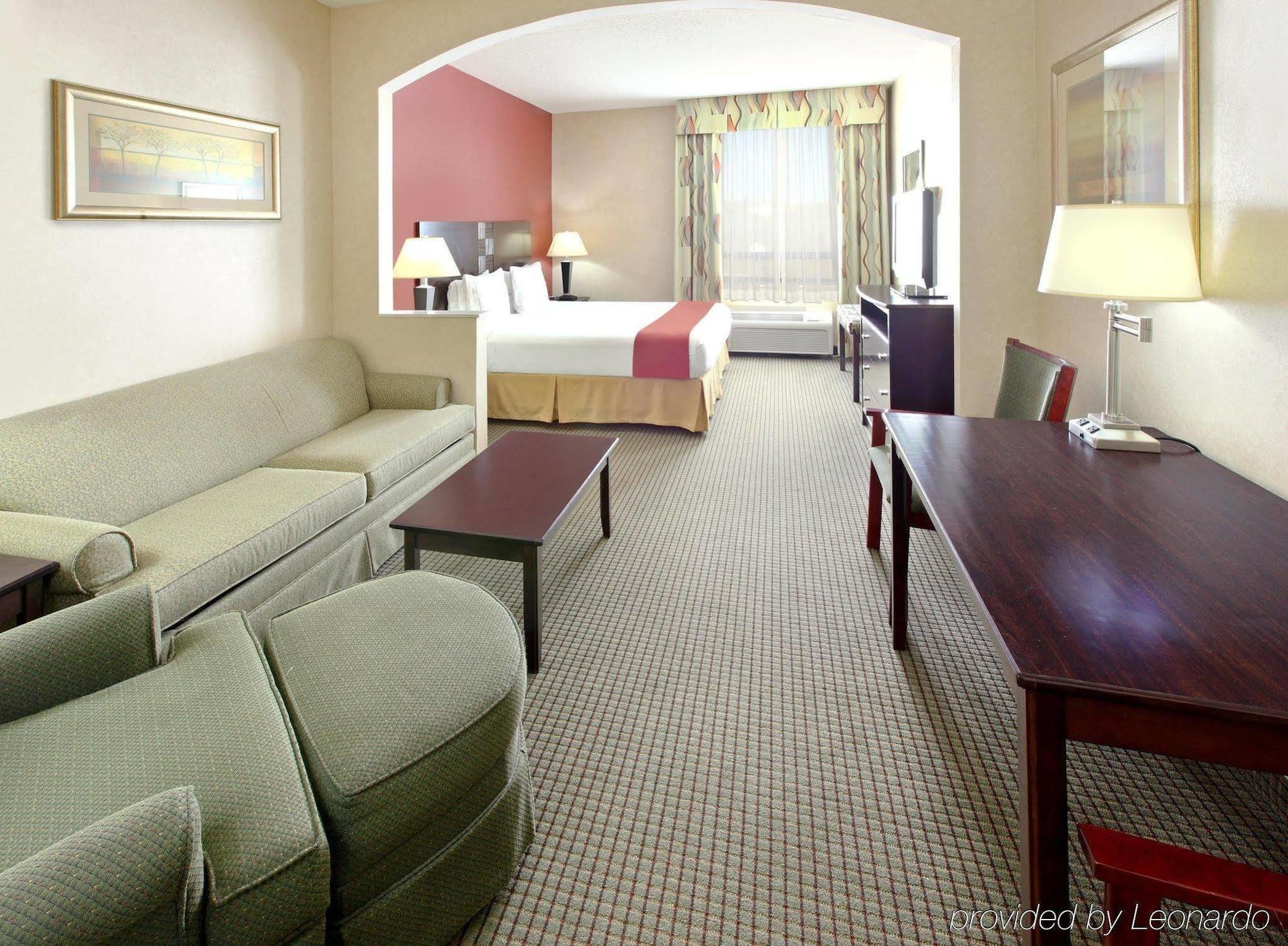 Holiday Inn Express Hotel & Suites Harrison Buitenkant foto